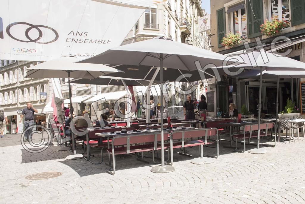 Hôtel du Raisin Lausana Exterior foto