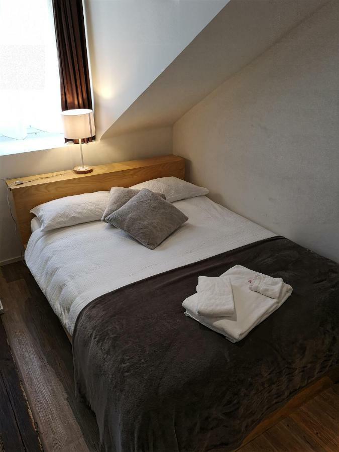 Hôtel du Raisin Lausana Exterior foto